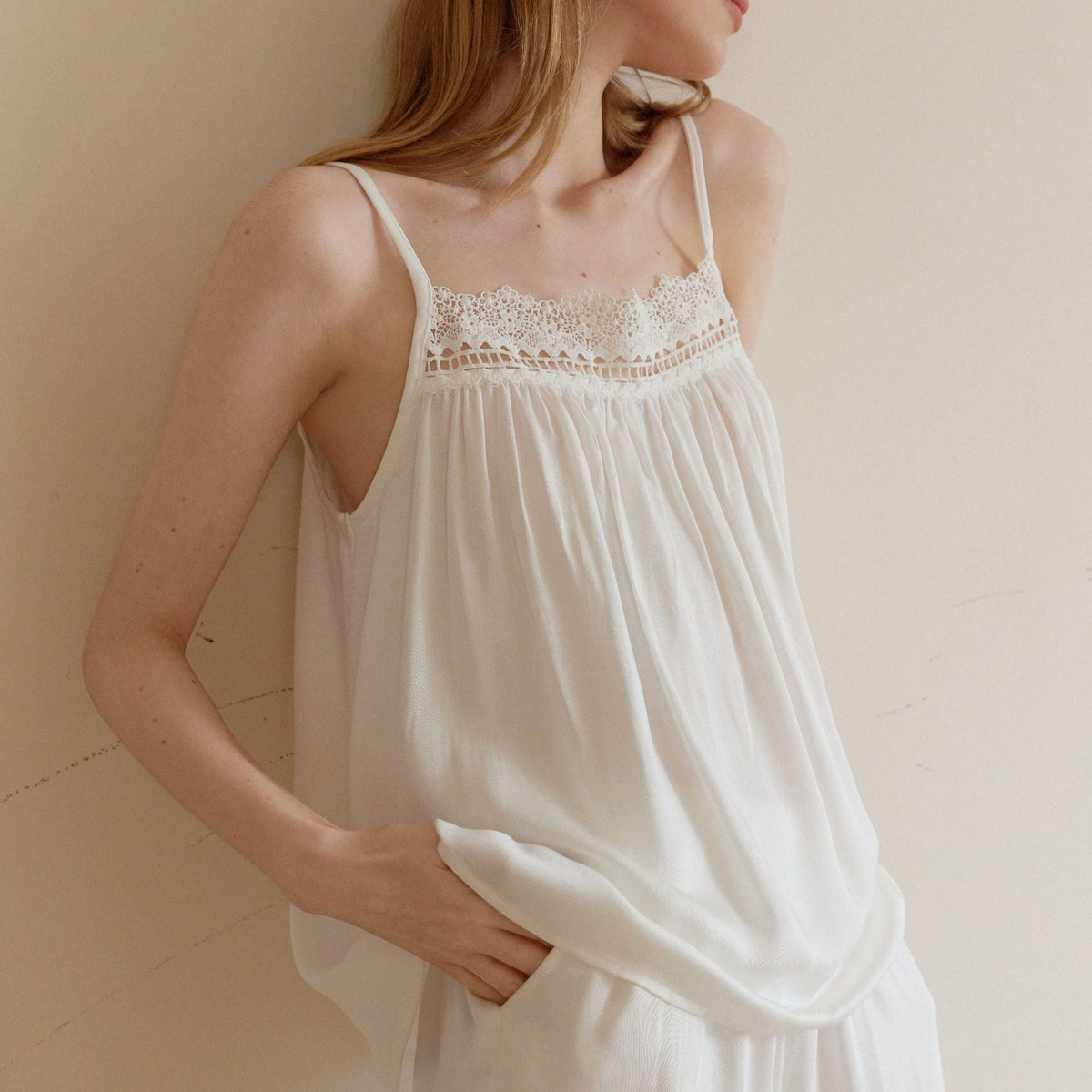 Amie Lace Collar Satin Lightweight Pajama Set / White